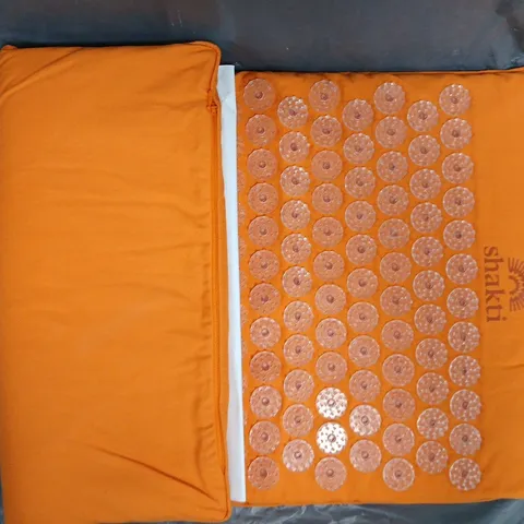 BOXED SHAKTI THERAPY MAT IN ORANGE