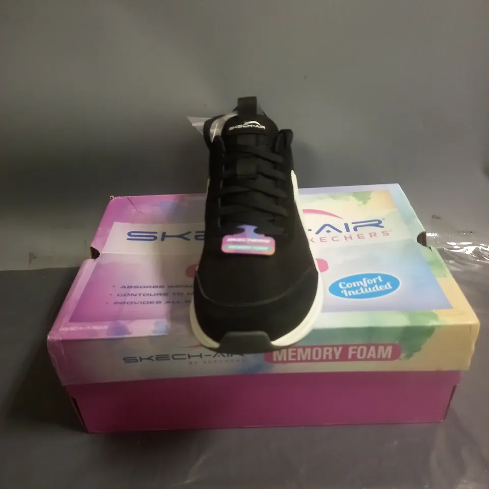 SKECH-AIR BY SKECHERS MEMORY FOAM TRAINERS BLACK SIZE 6.5