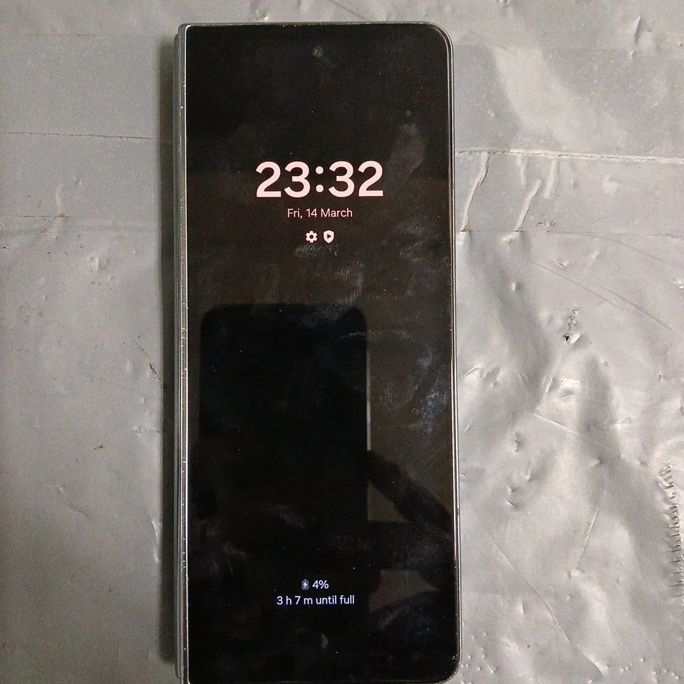 SAMSUNG GALAXY X FOLD4 SMARTPHONE 