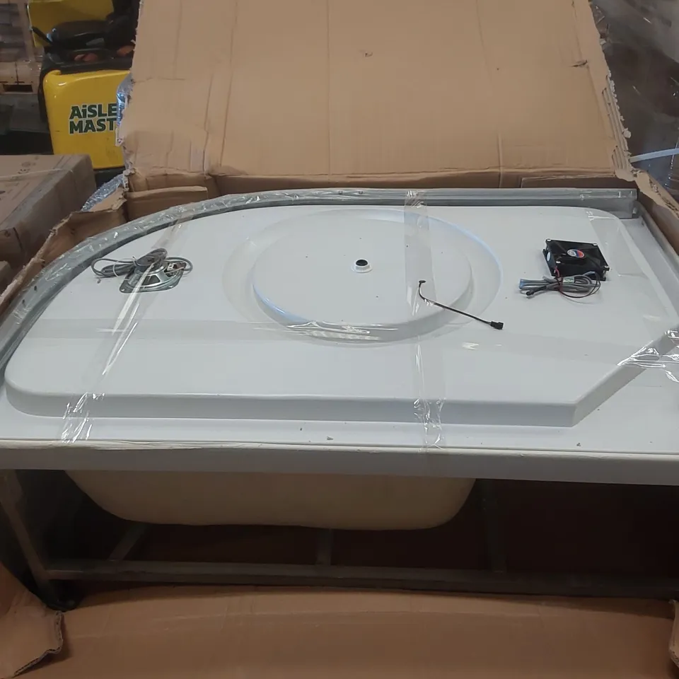 PALLET CONTAINING ASSORTED BATHROOM FURNITURE PARTS