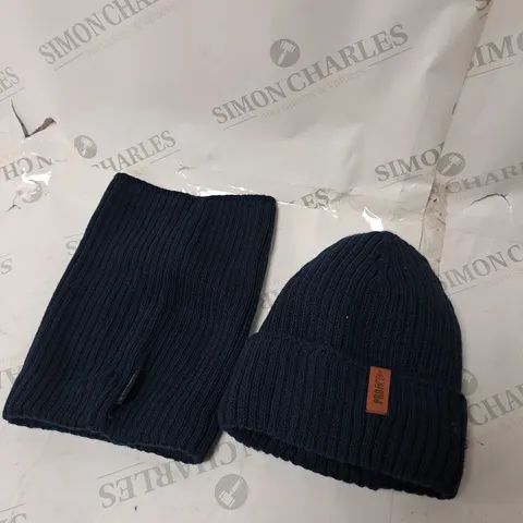 PROGRESS BEANIE AND SNOODIE 