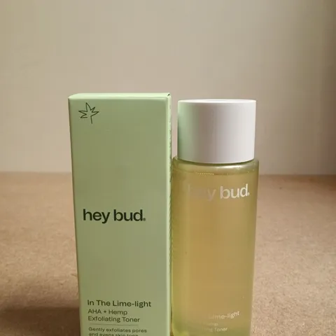 BOXED HEY BUD IN THE LIME-LIGHT AHA + HEMP EXFOLIATING TONER β 150 ML