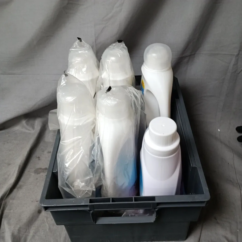 APPROXIMATELY 6 ASSORTED ITEMS OF HOUSEHOLD ITEMS INCLUDING PERSIL NON BIO 62 WASH AND YASS CLEAN DUVET DAY NON BIO 2L