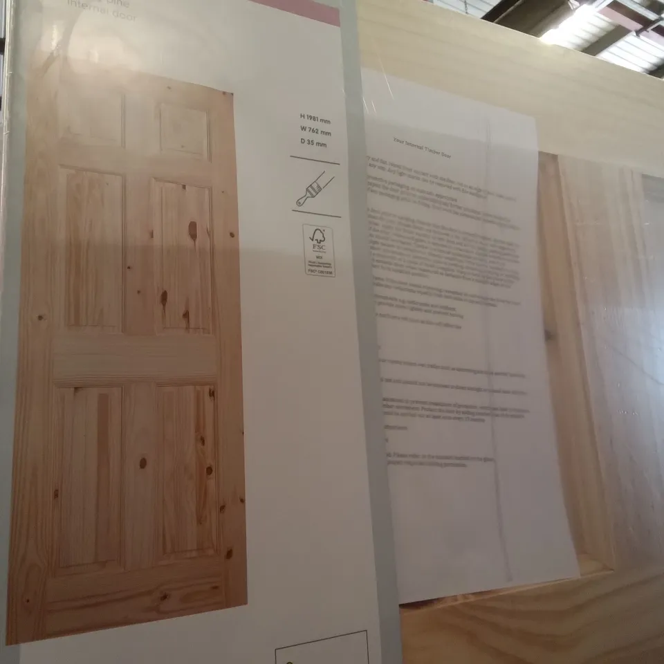 PACKAGED 1981MM X 762MM KNOTTY PINE 6 PANNEL INTERNAL DOOR