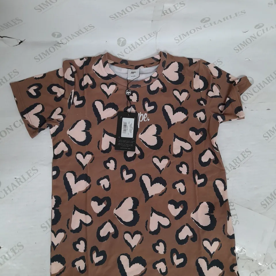 HYPE KIDS PINK CHROME HEART TSHIRT IN BROWN SIZE 13YRS
