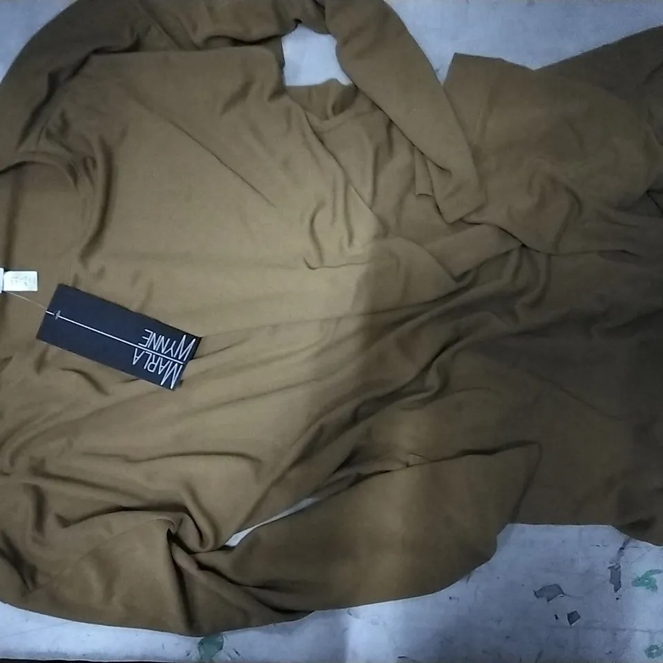 BOX CONTAINING 27 PCS MONSOON SIZE XS , 23 PCS YELLOW TOPS BY MARLA WAYNE AND 7 PAIRS OF MARLA WAYNE KHAKI JEANS SIZE 14P