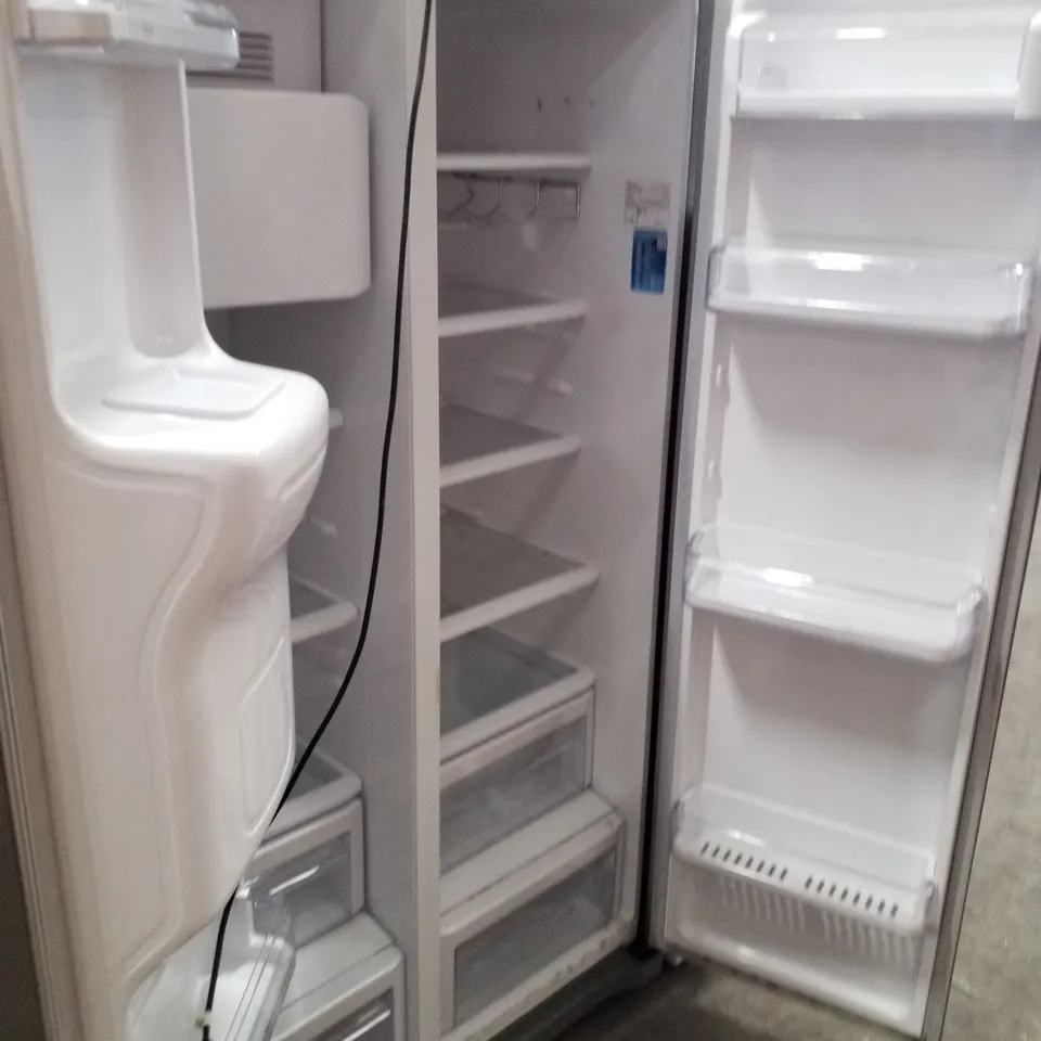 SAMSUNG RS50N3513SL FREESTANDING AMERICAN FRIDGE FREEZER - UNPROCESSED RAW RETURN