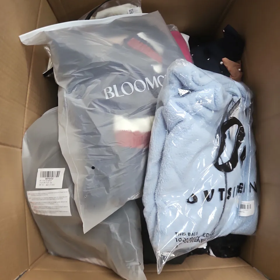 LARGE BOX OF APPROXIMATELY 25 ASSORTED CLOTHING ITEMS IN VARIOUS COLOURS, STYLES AND SIZES - COLLECTION ONLY