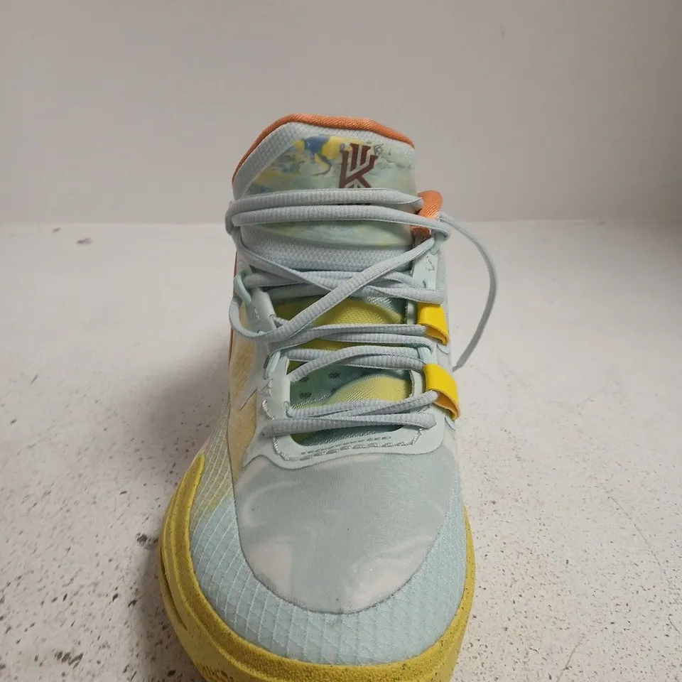 NIKE KYRIE 8 EAGLE MENS TRAINERS - SIZE 11
