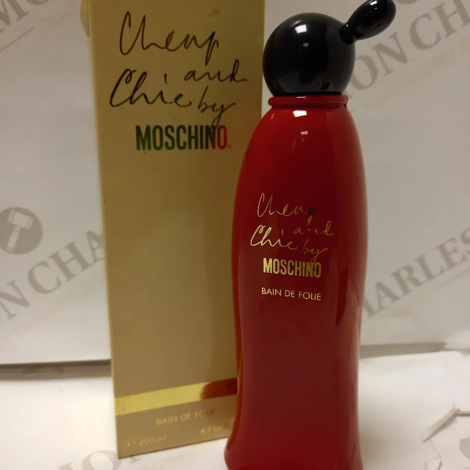 MOSCHINO CHEAP AND CHIC BAIN DE FOLIE SHOWER GEL 200 ML