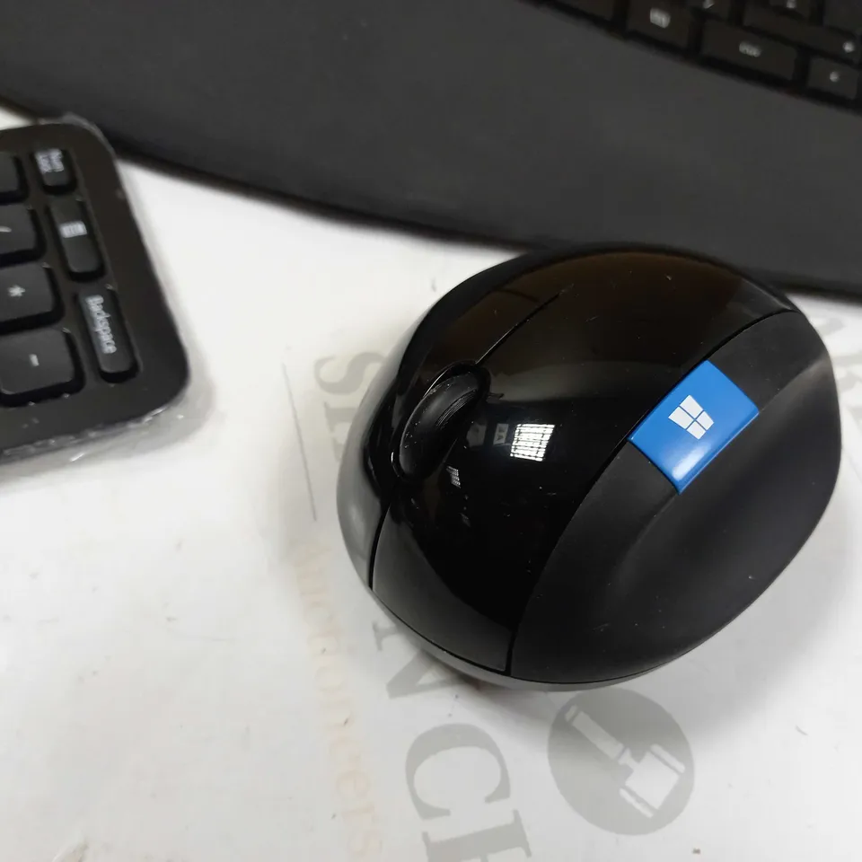 MICROSOFT SCULPT ERGONOMIC DESKTOP KEYBOARD