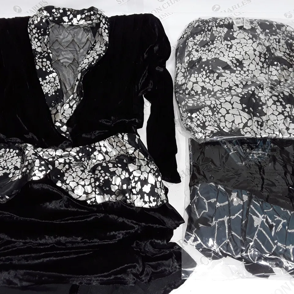 LOT OF APPROXIMATELY 20 ASSORTED CLOTHING ITEMS - SIZE UNSPECIFIED 