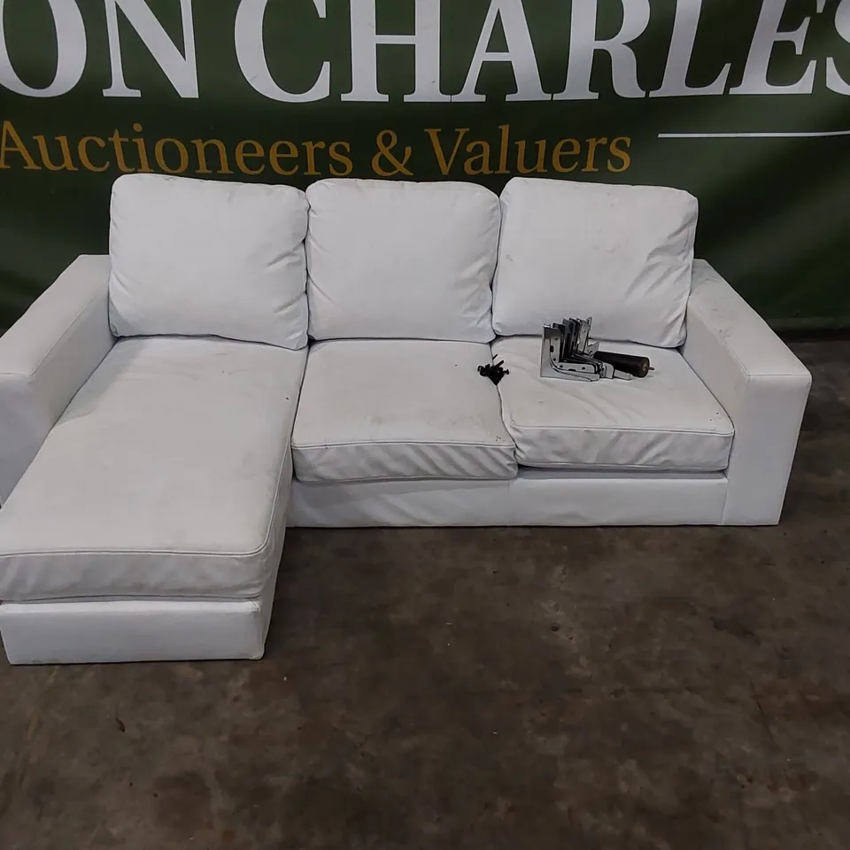 DESIGNER BALTIMORE WHITE L-SHAPED CORNER SOFA 