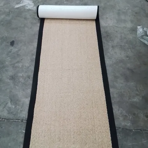 QUALITY DESIGNER AREA RUG - APPROXIMATELY 240X60CM