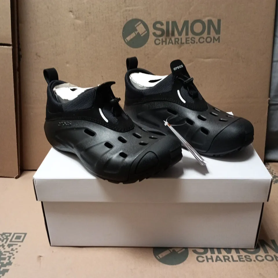 CROCS QUICKTRAIL LOW BLACK UNISEX UK7 (US8 / EUR41-42)