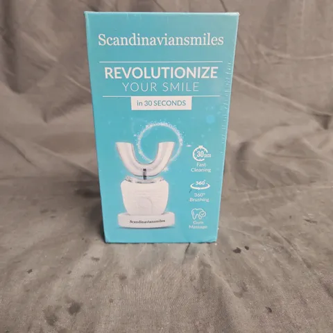 SEALED SCANDINAVIANSMILES BRUSH