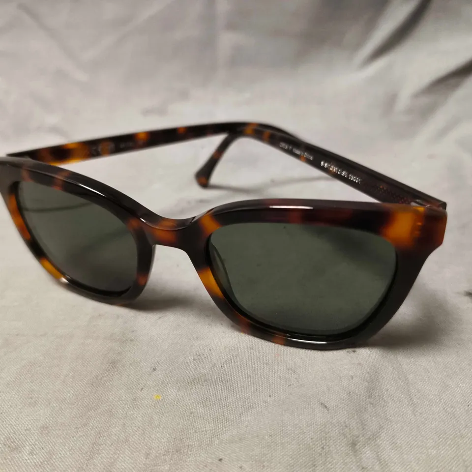 MELLER TORTOISESHELL CAT-EYE SUNGLASSES – WITH ORIGINAL BOX