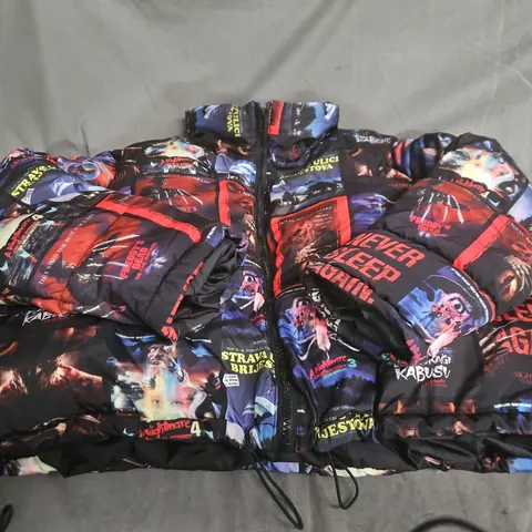 UNISEX PUFFER JACKET WITH HORROR MOVIE POSTER PRINT – A NIGHTMARE ON ELM STREET - SIZE L
