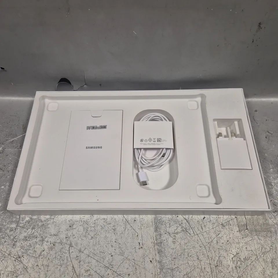 BOXED SAMSUNG GALAXY BOOK PRO LAPTOP 