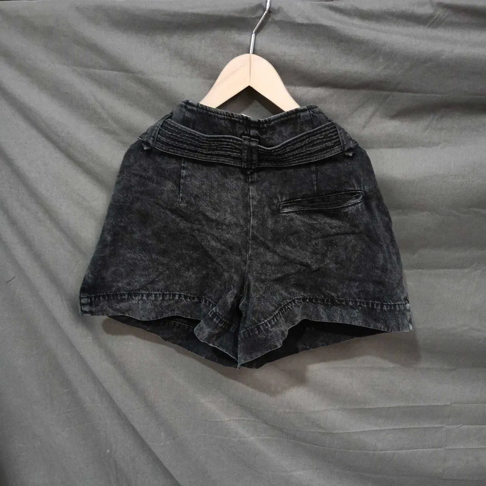 SEZANE DENIM SHORTS – DARK WASH, UK 12 (EU 40) WOMEN