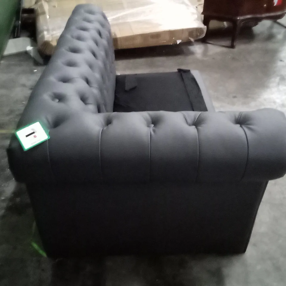BOXED DESIGNER HAMPTON GREY FAUX LEATHER CHESTERFIELD CORNER SOFA (LEFT SEAT, BOX 1 OF 3 ONLY)