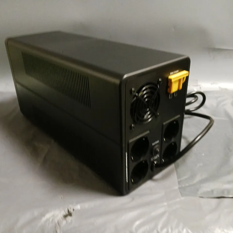 BOXED APC EASY UPS BATTERY BACKUP