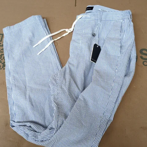 MR MARVIS THE SEERSUCKERS TROUSERS IN NAUTICAL BLUE - W31/W32