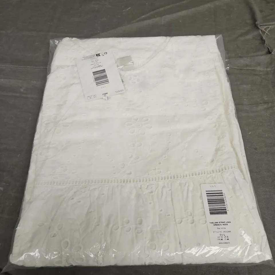 BAGGED YAS STRAP LONG DRESS - SIZE 12