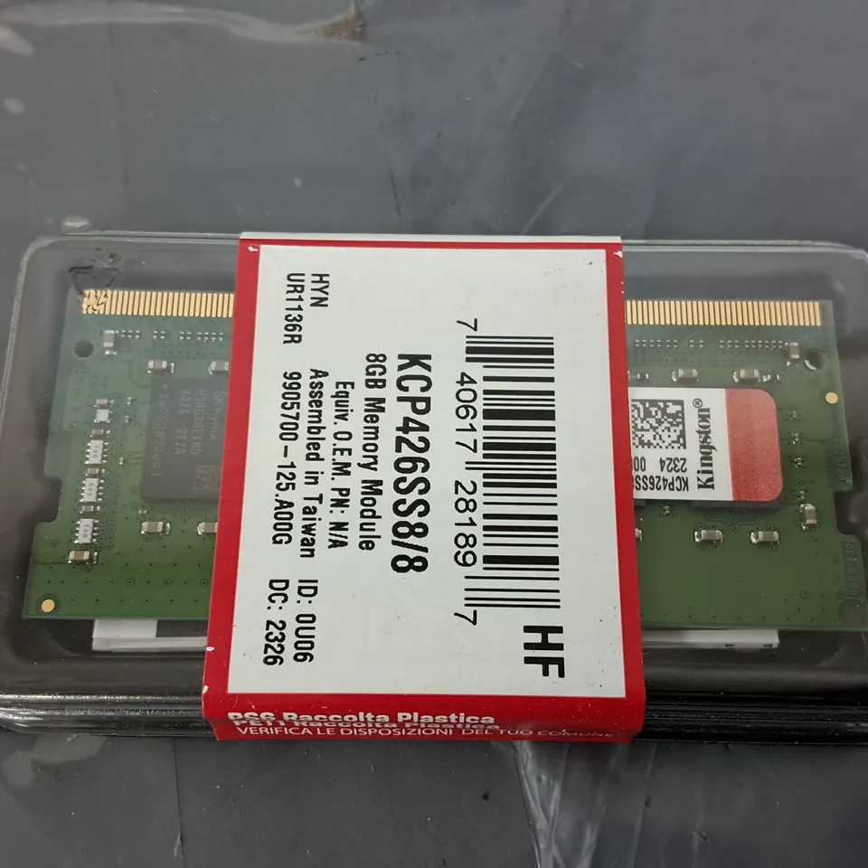 LOT OF 9 ASSORTED COMPUTER STORAGE ITEMS TO INCLUD3 KINGSTON KCP426SS8/8 AND PORTABLE SSD