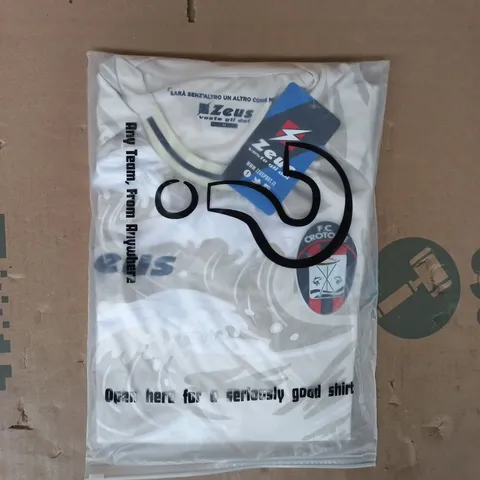 BAGGED ZEUS CROTONE FOOTBALL CLUB JERSEY SIZE MEDIUM