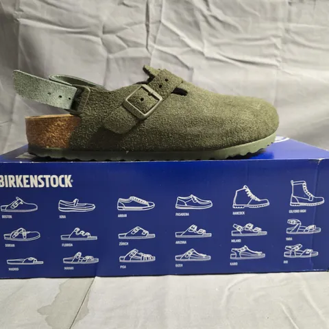 BOXED PAIR OF BIRKENSTOCK TOKIO II SUEDE SLINGBACK SHOES IN DARK SAGE SIZE UK 3.5