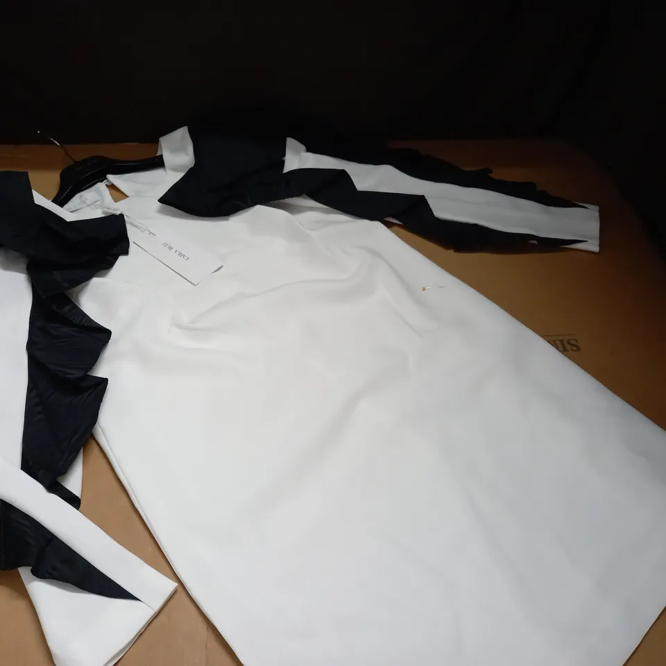 CARLA RUIZ BLACK AND WHITE DRESS - 14