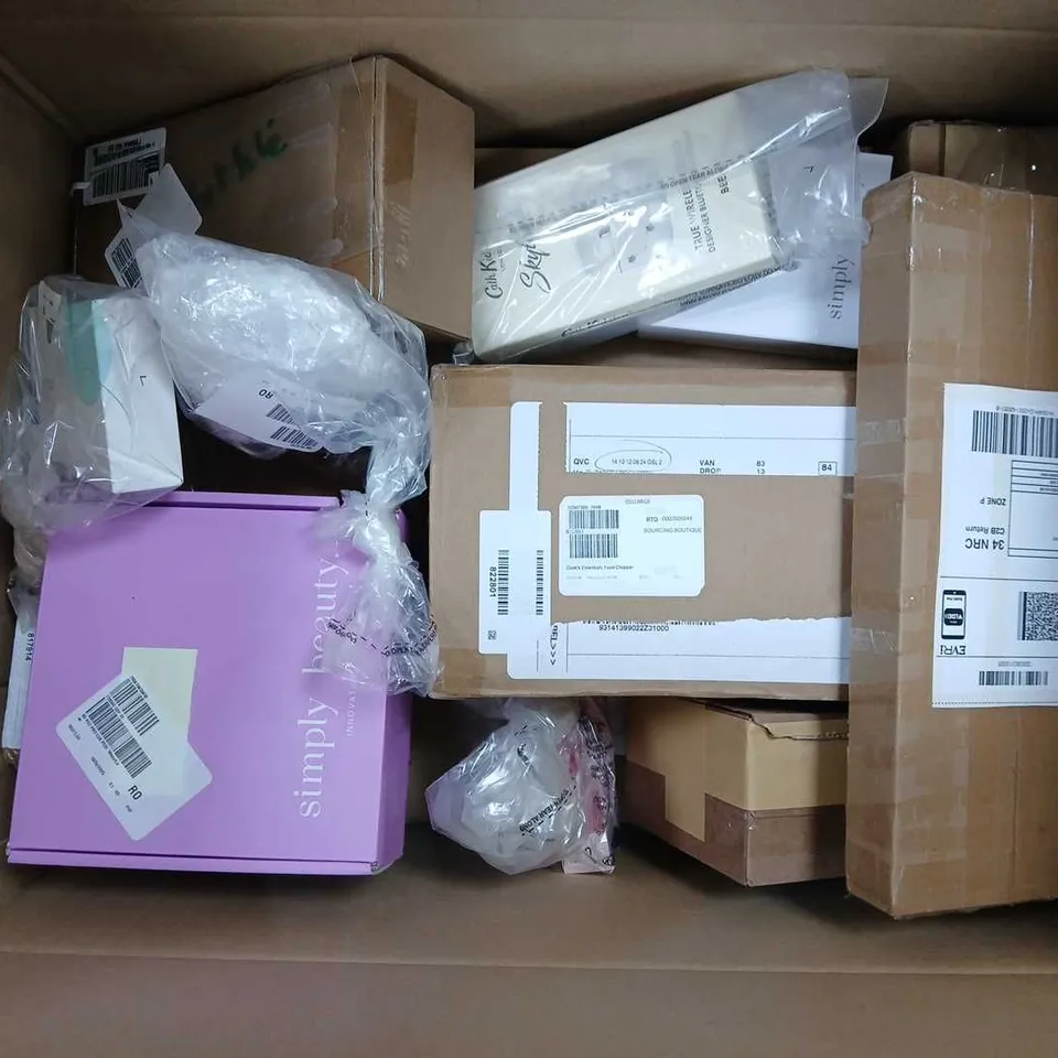 APPROXIMATELY 25 ASSORTED HOUSEHOLD PRODUCTS TO INCLUDE FACE DEFINING STICK, CATH KINGSTON EARBUDS, SILICONE CLEANER, ETC