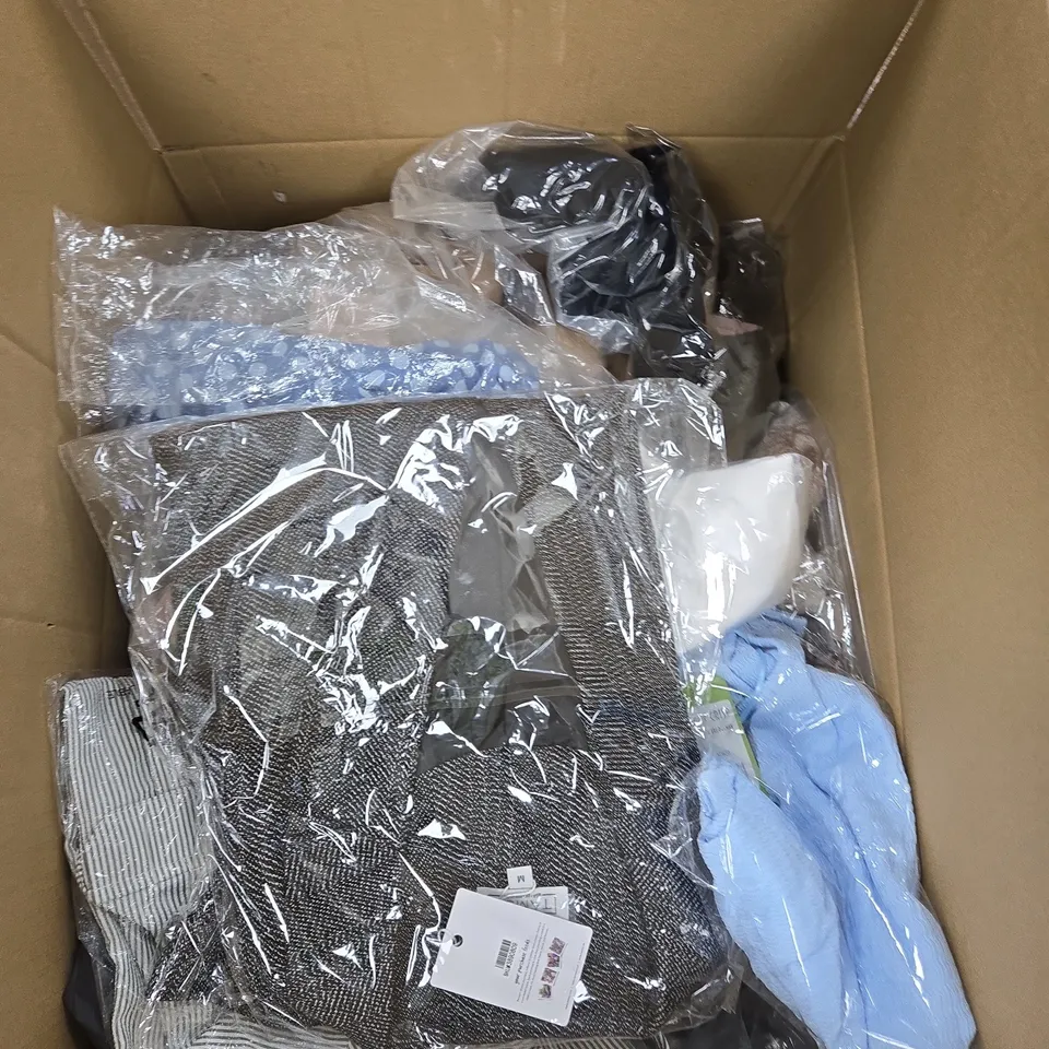 BOX OF APPROXIMATELY 20 ASSORTED ITEMS TO INCLUDE:&MAISI YELLOW TOP 