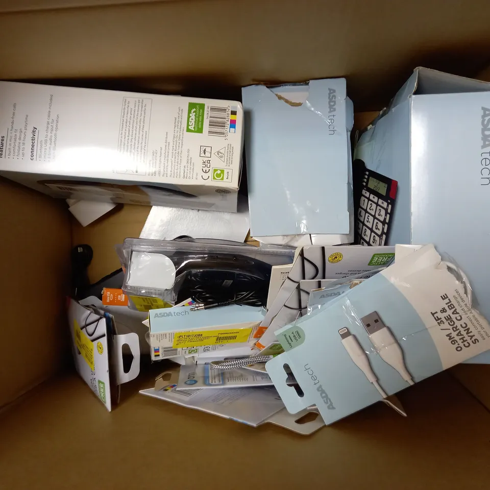 BOX OF APPROX 15 ONN ITEMS TO INCLUDE ONN LANDLINE PHONE, ONN WIRED HEADPHONES AND ONN AM/FM RADIO