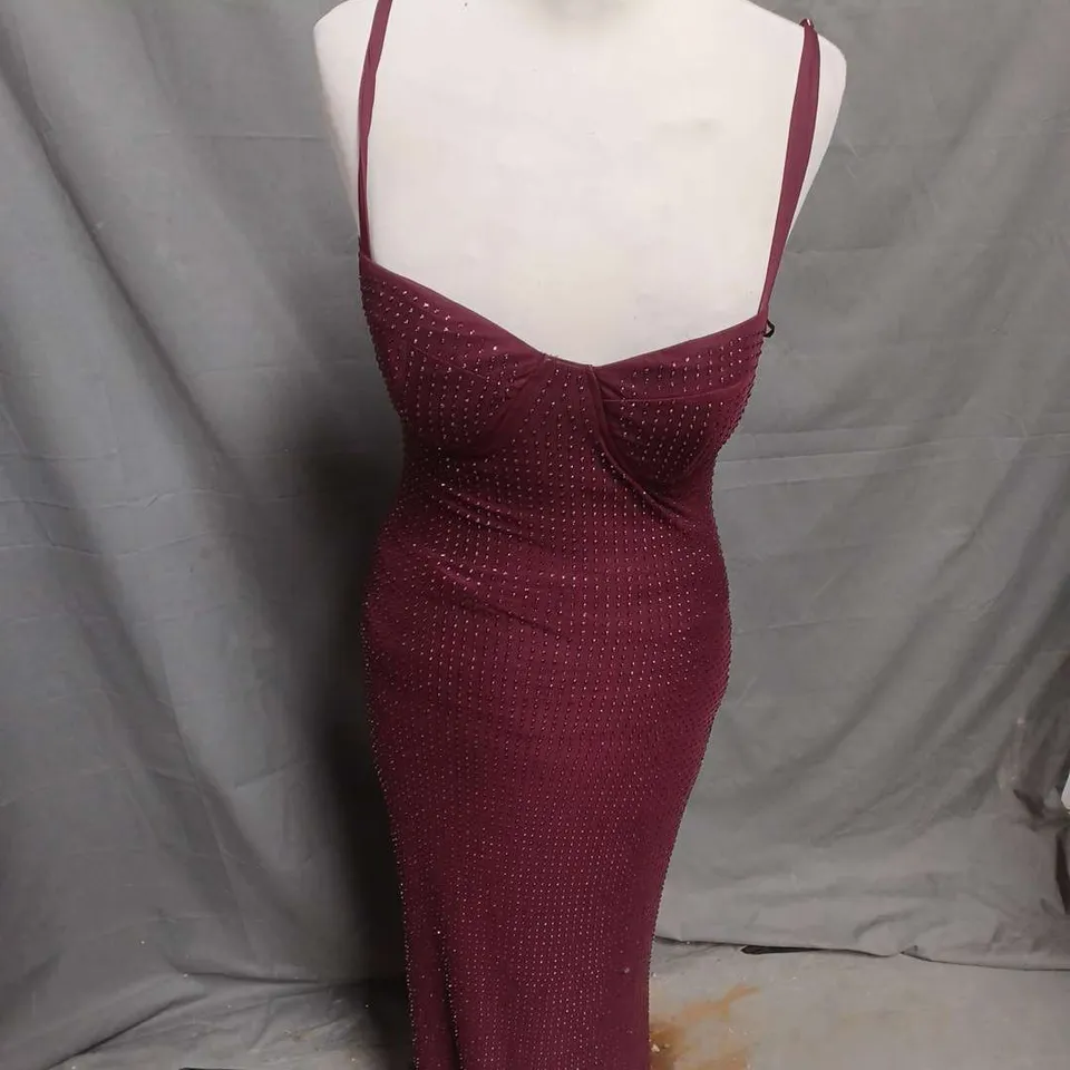 QUIZ PETITE RHINESTONE STRAP MAXI DRESS IN BERRY SIZE 8