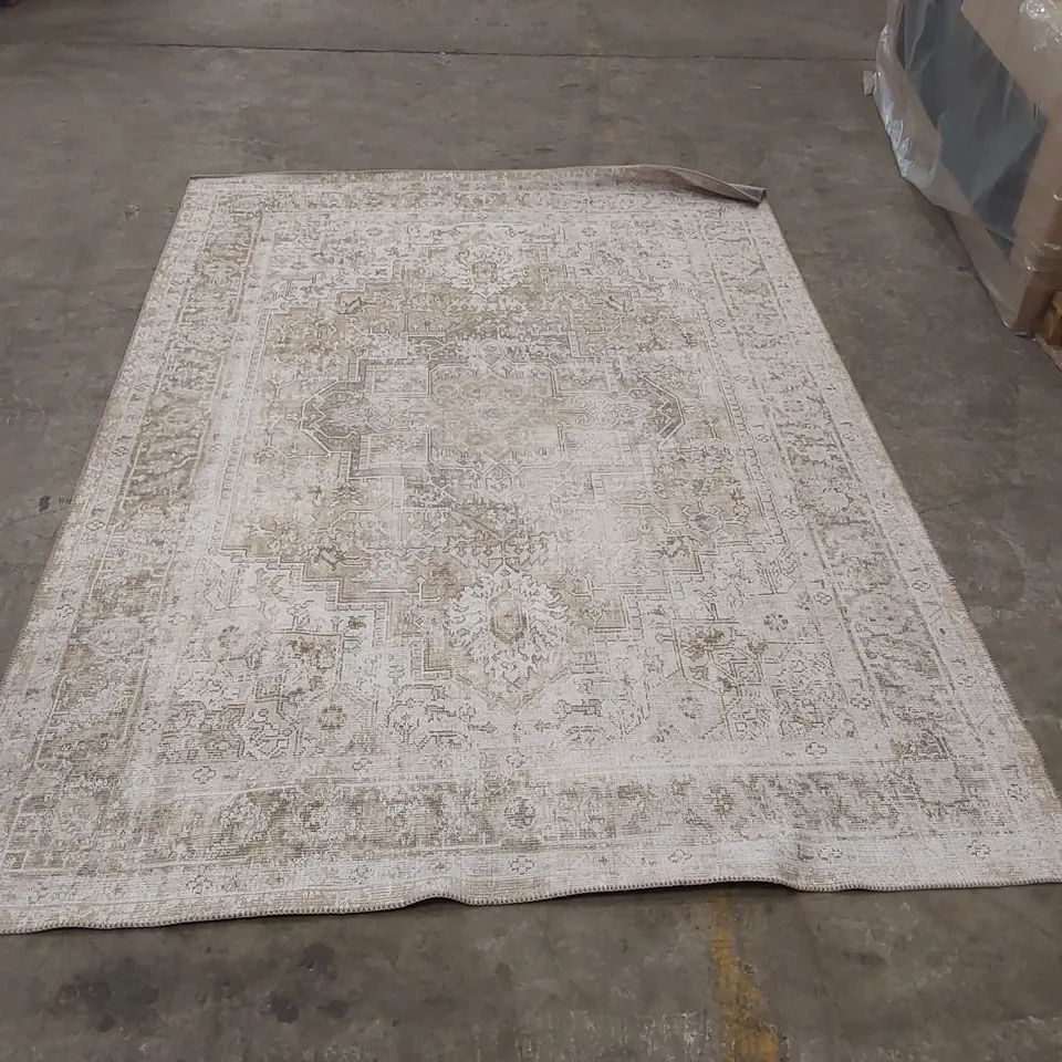 QUALITY DESIGNER AREA RUG - APPROXIMATELY 285 x 198cm