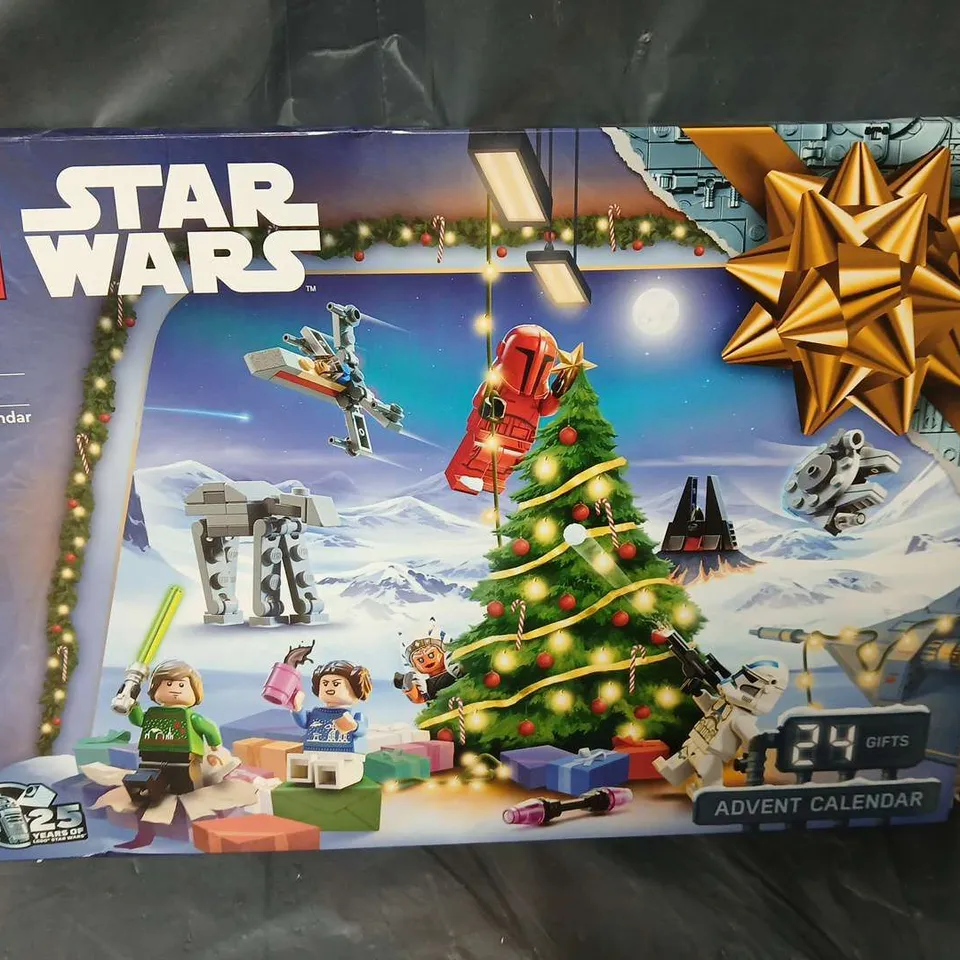 LOT OF 3 ADVENT CALENDARS TO INCLUDE LEGO STAR WARS AND NYX MAKEUP