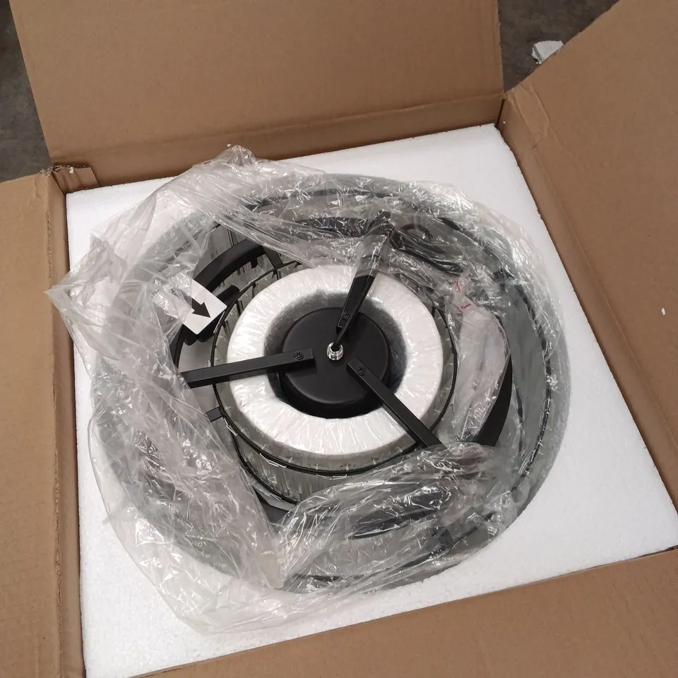 BOXED LIGHT FIXTURE - BLACK (1 BOX)