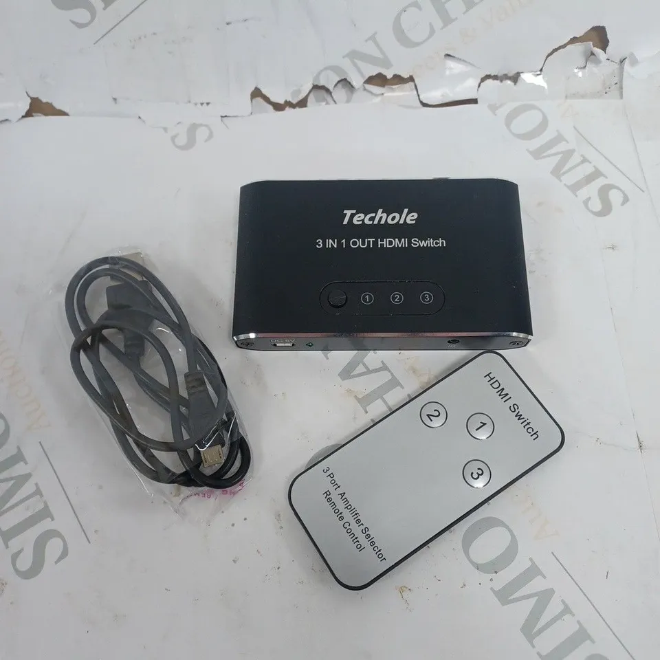 BOXED TECHOLE 3 IN 1 OUT HDMI SWITCH 