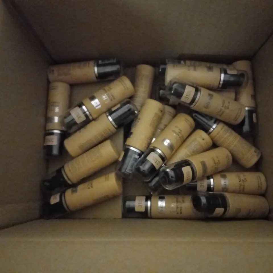 BOX OF APPROXIMATELY 20 ISADORA ACTIVE MOIST MAKE-UP BOTTLES, SPF 30 (NO. 31 - FAIR BEIGE)