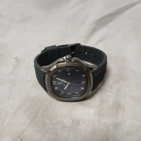 LOUIS LACOMBE WRISTWATCH WITH BLACK DIAL AND RUBBER STRAP