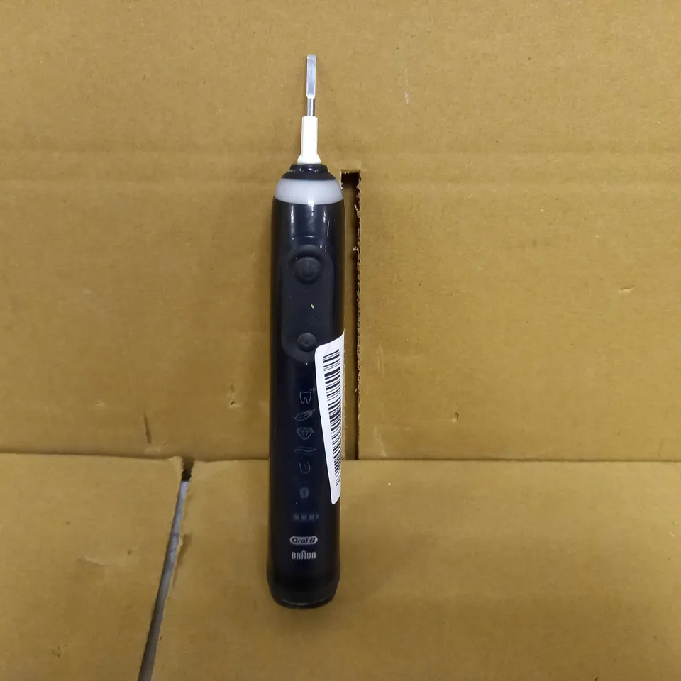 ORAL-B GENIUS X 20000 ELECTRIC TOOTHBRUSH