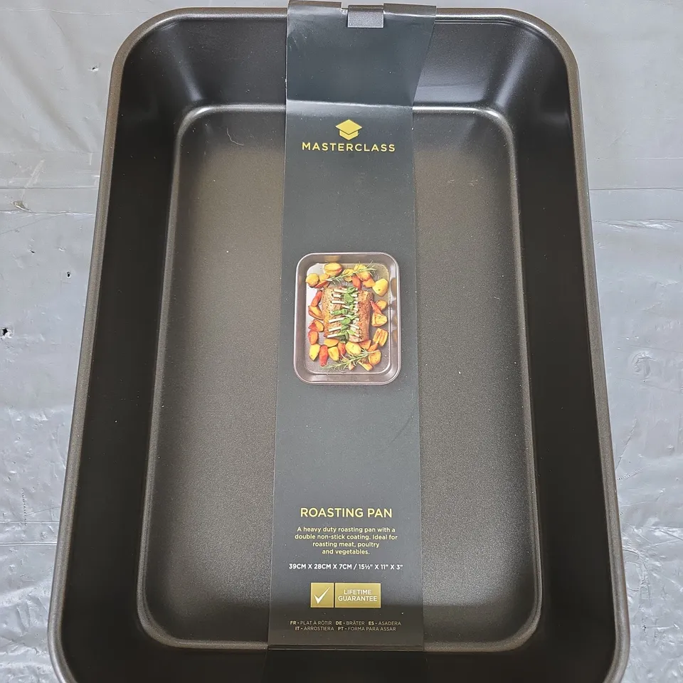 MASTERCLASS ROASTING PAN – HEAVY DUTY, 39CM X 28CM X 7CM