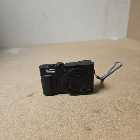 PANASONIC LUMIX COMPACT DIGITAL CAMERA WITH LEICA LENS – BLACK