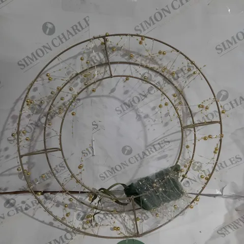SARA DAVIES PRE-LIT GOLDEN WREATH 