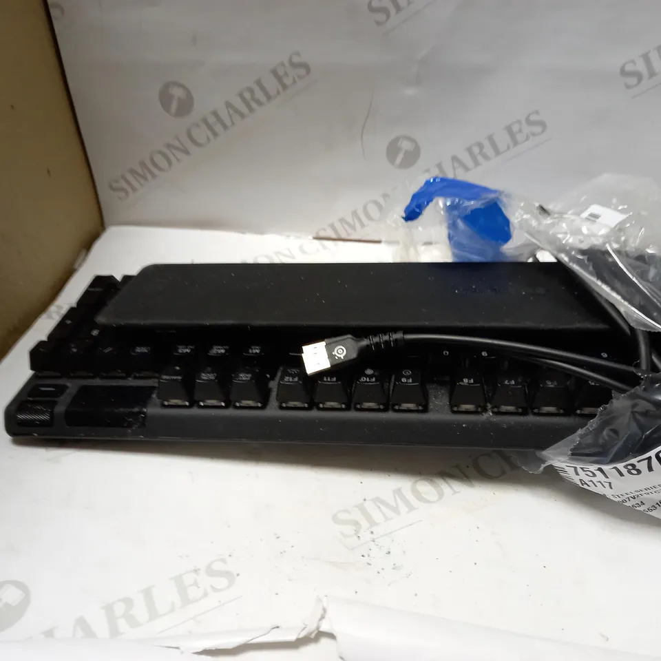 STEELSERIES APEX PRO MECHANICAL GAMING KEYBOARD