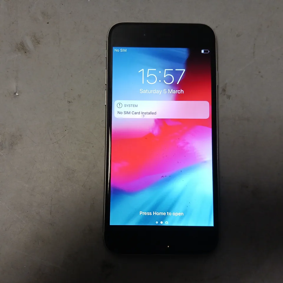 APPLE IPHONE 6 SMARTPHONE 