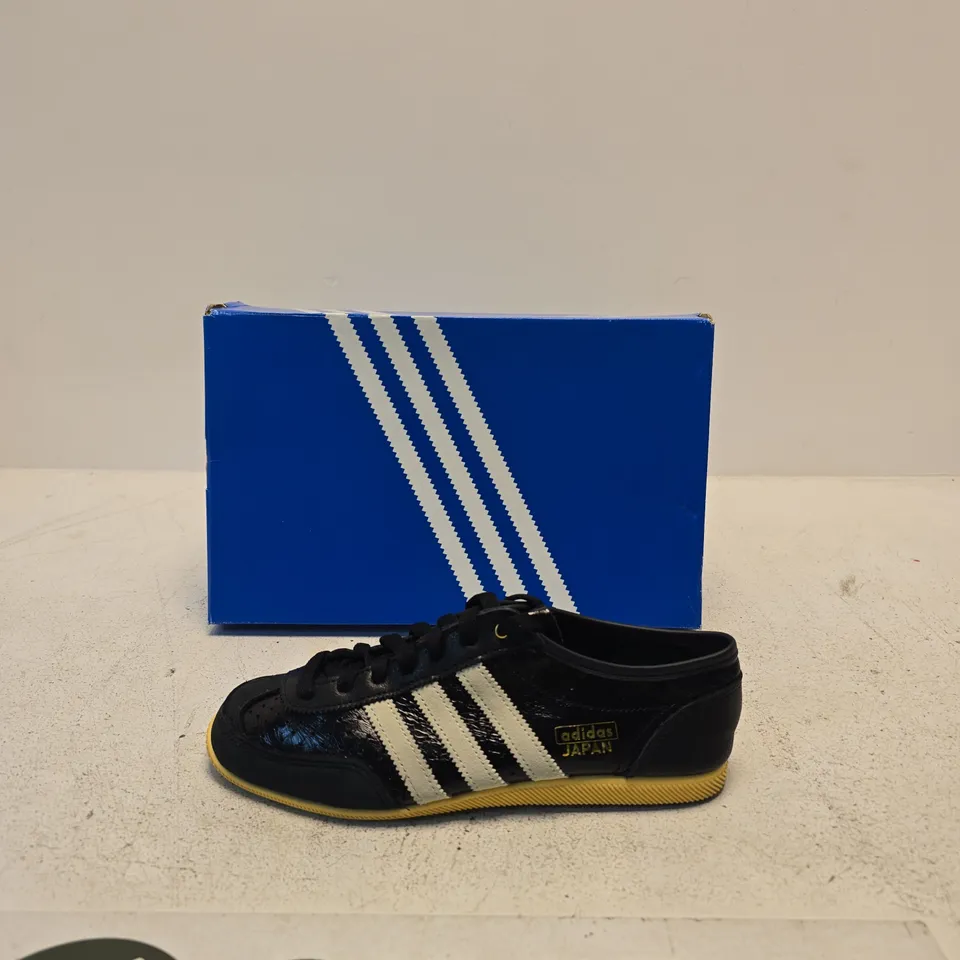 ADIDAS JAPAN DECON W SNEAKERS – BLACK/WHITE, UK 5.5