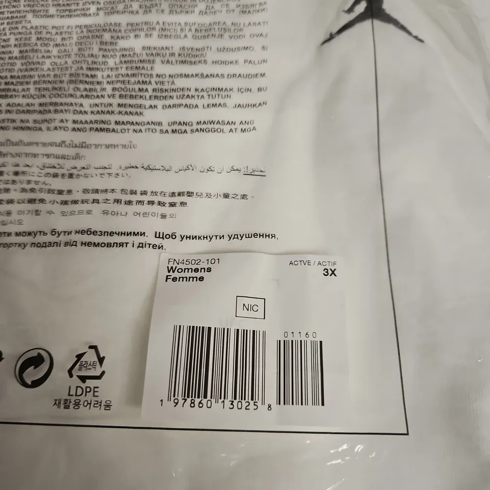 NIKE JORDAN WOMEN'S ACTIVEWEAR TEE – WHITE, SIZE 3X